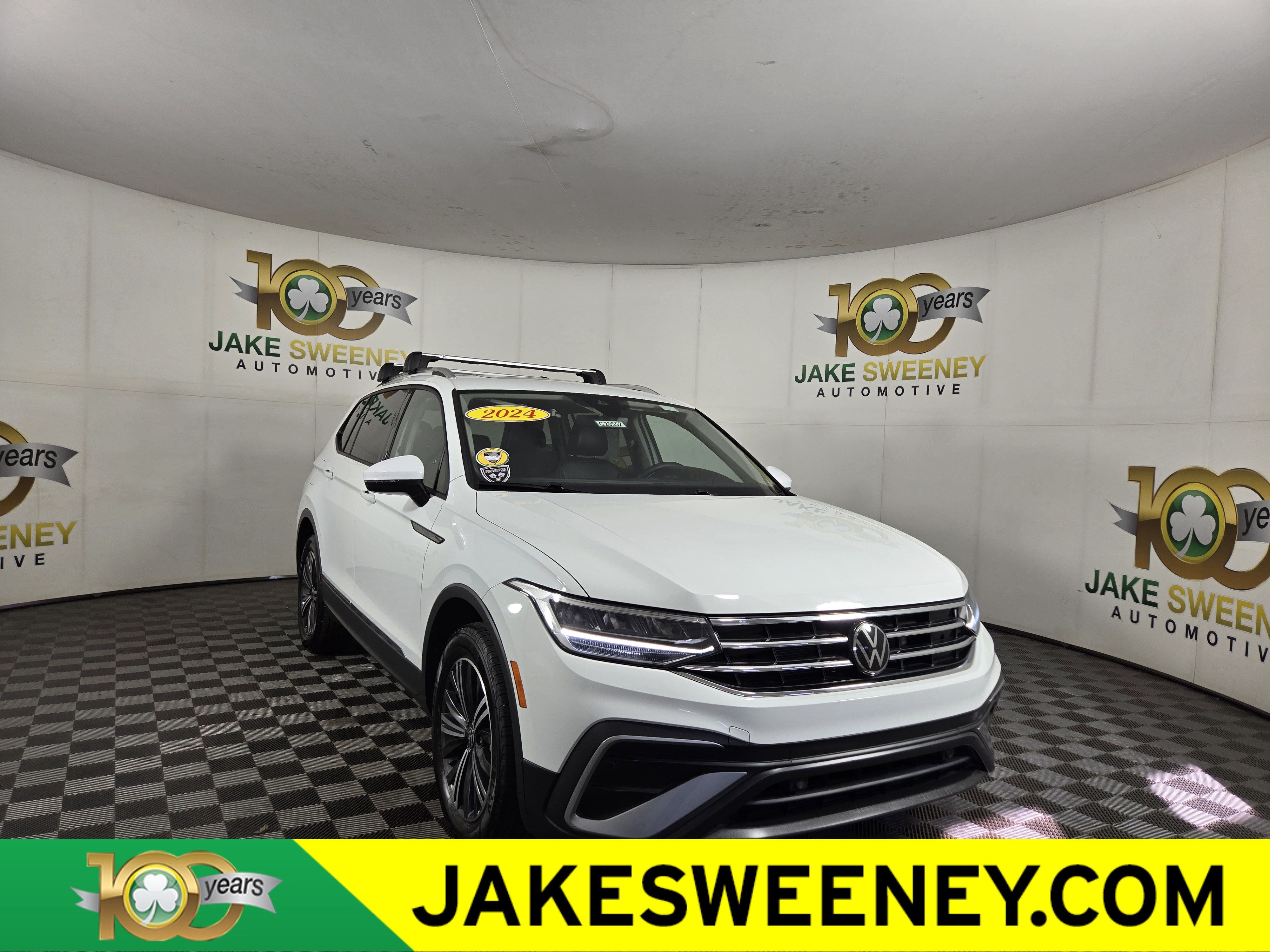 Used 2024 Volkswagen Tiguan Wolfsburg Edition FWD image 1