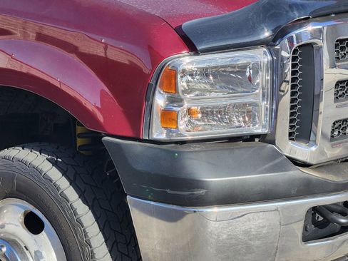 Used 2006 Ford F350 4x4 SuperCab DRW Super Duty image 9