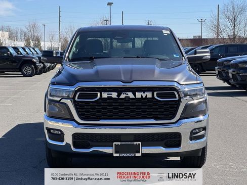 New 2026 RAM 1500 4x4 Crew Cab image 3