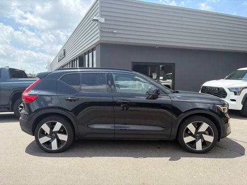 Used 2024 Volvo XC40 Recharge Plus w/ Protection Package Premier AWD/4WD image 2