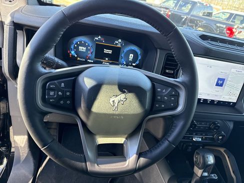 New 2025 Ford Bronco Badlands AWD/4WD image 23