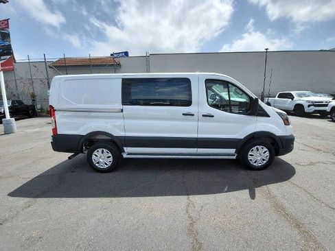 Used 2025 Ford Transit 250 Low Roof w/ Exterior Upgrade Package RWD image 9
