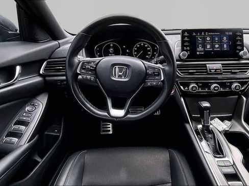Used 2022 Honda Accord Sport image 5
