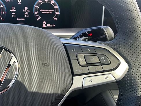 New 2026 Volkswagen Tiguan SE R-Line AWD/4WD image 23