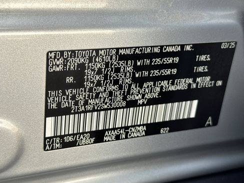 Used 2025 Toyota RAV4 XLE Premium AWD/4WD image 27