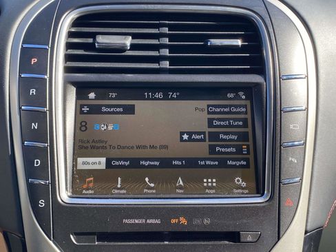 Used 2018 Lincoln MKX Black Label w/ Driver Assistance Package image 25