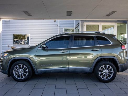 Used 2019 Jeep Cherokee Latitude Plus image 11