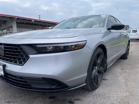 Used 2023 Honda Accord Sport image 14