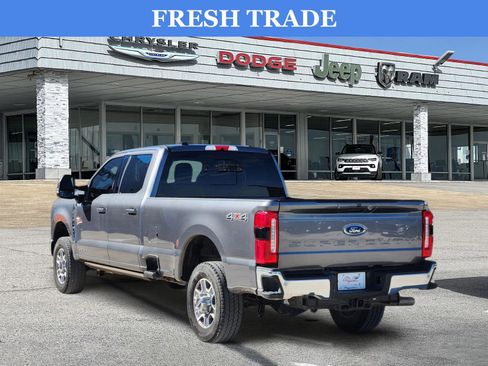Used 2024 Ford F350 Lariat image 4