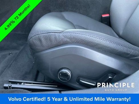 Certified 2025 Volvo V60 B5 Cross Country Plus image 17