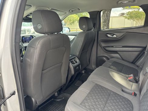 Used 2022 Chevrolet Blazer LT AWD/4WD image 9