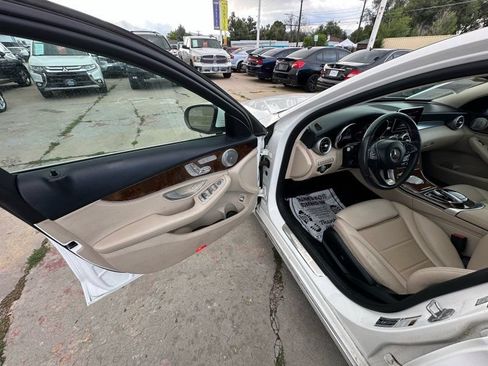 Used 2015 Mercedes-Benz C 300 4MATIC Sedan image 12