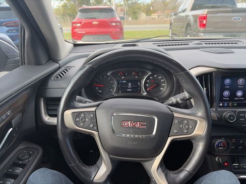 Used 2018 GMC Terrain Denali w/ Advanced Safety Package image 16