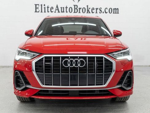 Used 2023 Audi Q3 2.0T Premium image 3