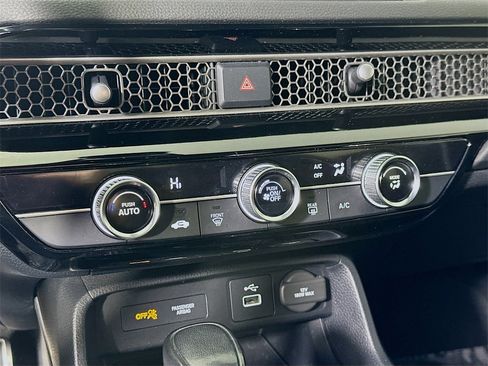 Used 2023 Honda Civic Sport image 22