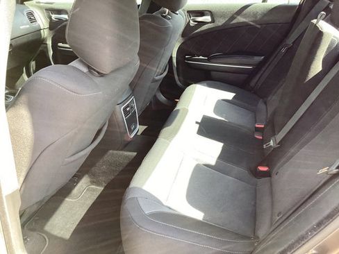 Used 2022 Dodge Charger SXT image 11