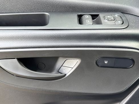 Used 2024 Mercedes-Benz Sprinter 3500 image 23