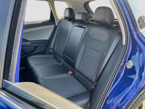 Used 2022 Volkswagen Taos SE image 23