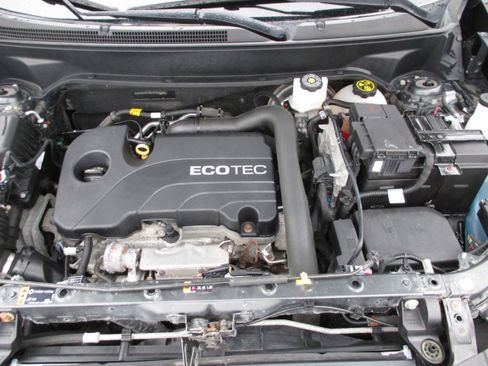 Used 2020 Chevrolet Equinox LS w/ LS Convenience Package image 21