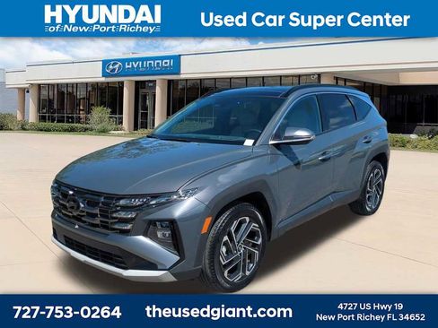 Used 2025 Hyundai Tucson Limited AWD/4WD image 1
