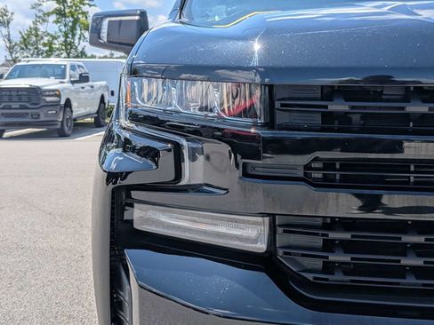 Used 2020 Chevrolet Silverado 1500 LT Trail Boss AWD/4WD image 9