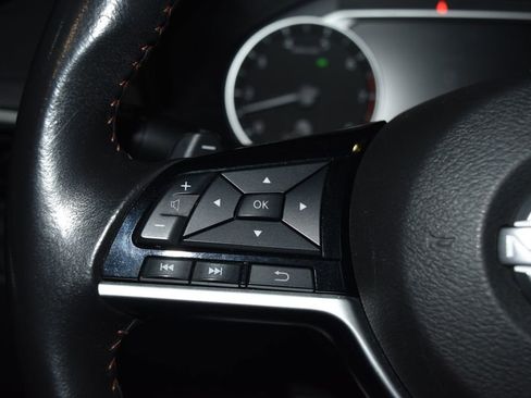 Used 2023 Nissan Altima 2.5 SR AWD/4WD image 7