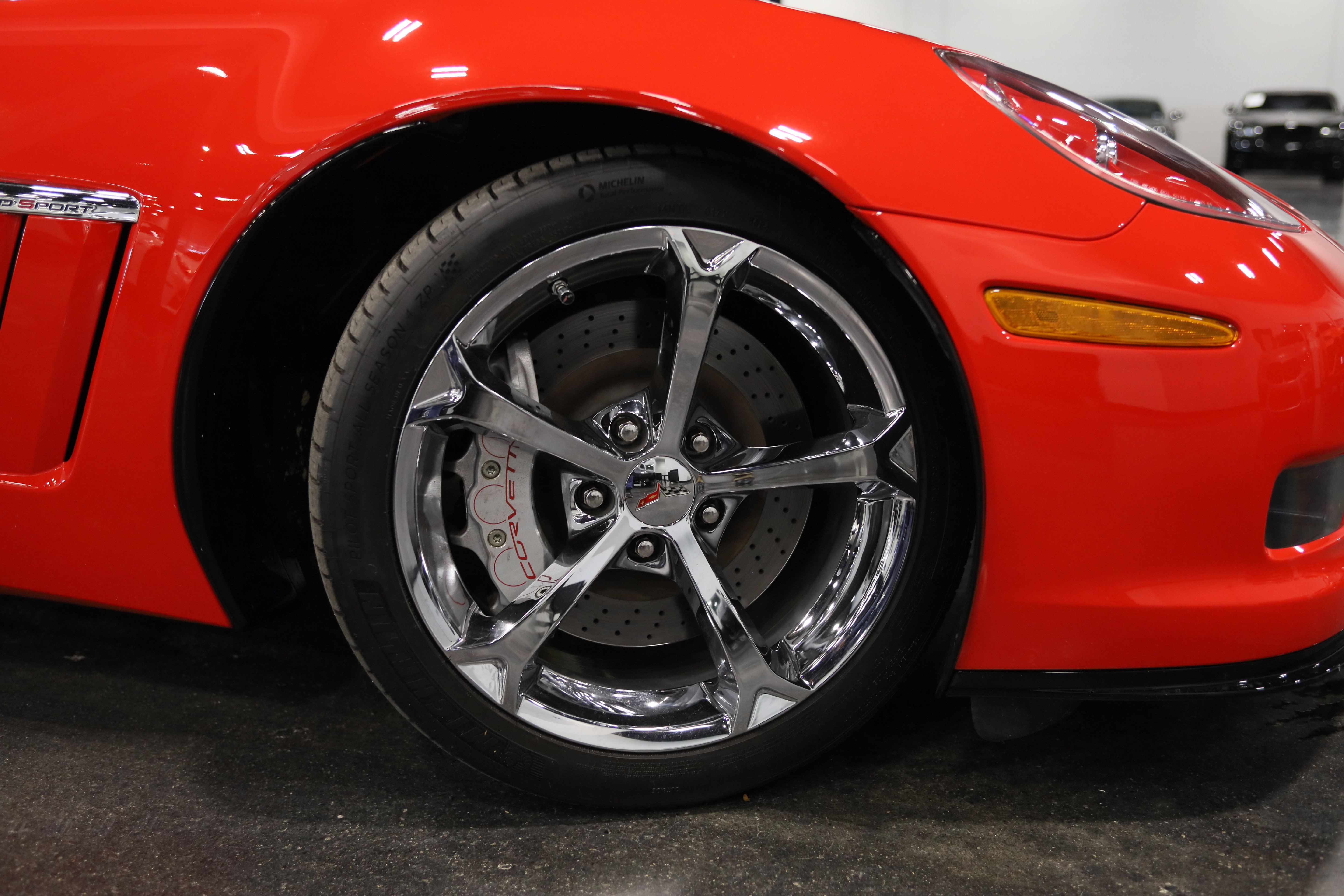 Used 2011 Chevrolet Corvette Grand Sport w/ Preferred Equipment Group RWD image 14