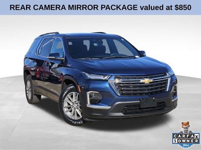Used 2023 Chevrolet Traverse LT w/ Rear Camera Mirror Package