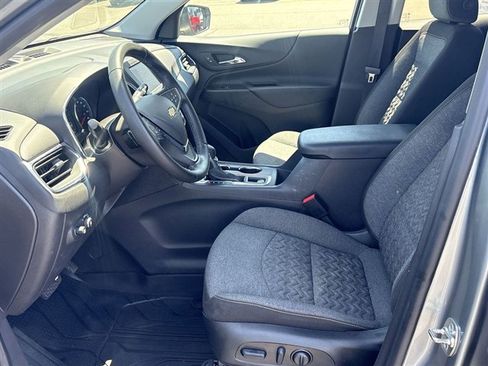 Certified 2024 Chevrolet Equinox LT w/ LPO, Floor Liner Package FWD image 18