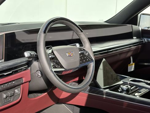 New 2026 Cadillac Escalade Luxury image 19