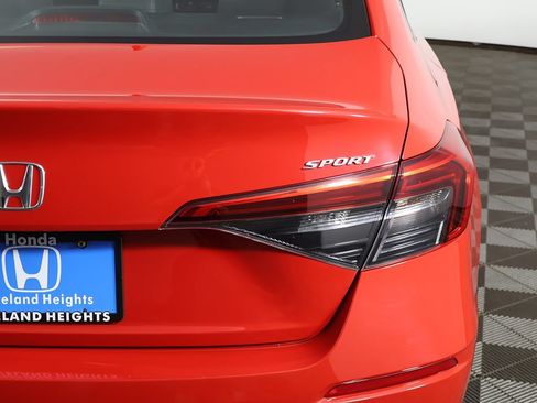 Used 2024 Honda Civic Sport image 13