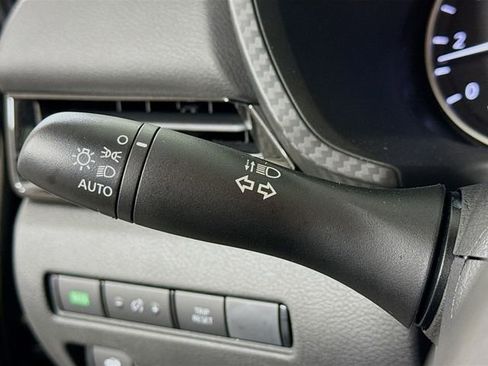 Certified 2025 Nissan Sentra SR w/ Midnight Edition image 15