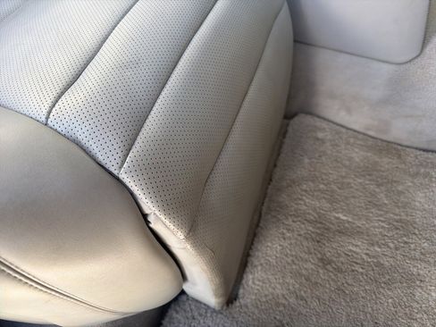 Used 2008 Lexus LS 600h L image 25