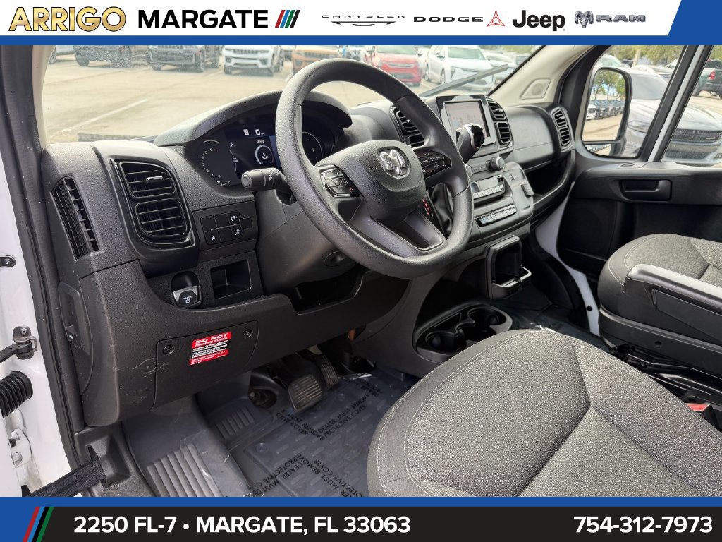 Used 2025 RAM ProMaster 2500 w/ U-Haul Equipment Group FWD image 10
