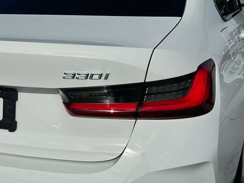 Certified 2023 BMW 330i Sedan RWD image 31