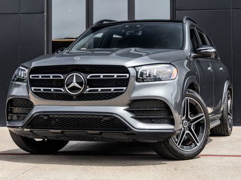 Used 2023 Mercedes-Benz GLS 450 4MATIC image 1
