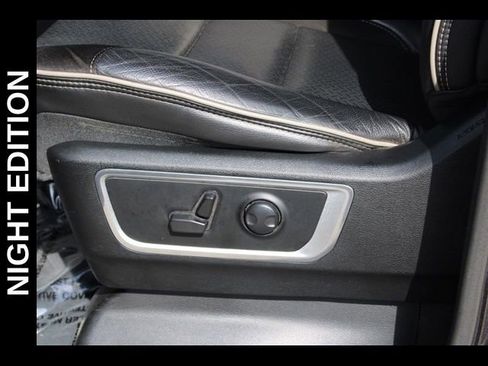 Used 2023 RAM 1500 Laramie AWD/4WD image 17