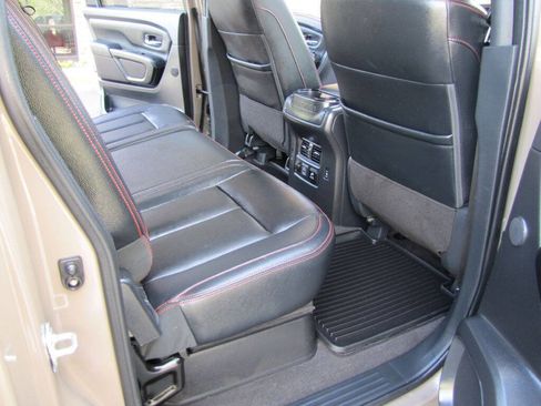 Used 2021 Nissan Titan PRO-4X w/ Pro-4x Convenience Package image 21