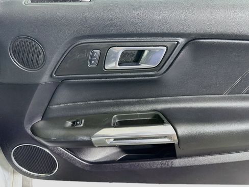 Used 2019 Ford Mustang Premium RWD image 29