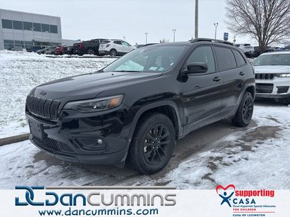 Used 2023 Jeep Cherokee Altitude Lux