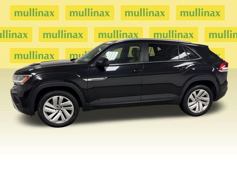 Used 2020 Volkswagen Atlas Cross Sport SE w/ Panoramic Sunroof Package AWD/4WD image 9