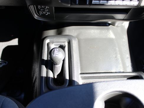 Used 2024 RAM 4500 SLT w/ Quick Order Package 2YG SLT image 21