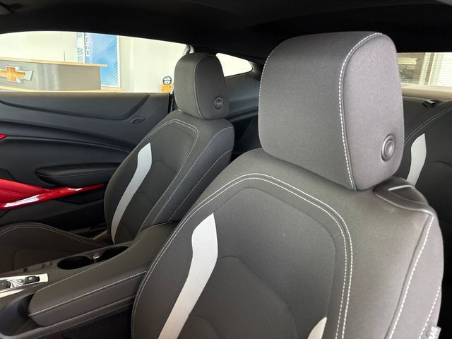 Used 2022 Chevrolet Camaro SS RWD image 10