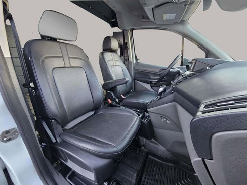 Used 2020 Ford Transit Connect XL image 22