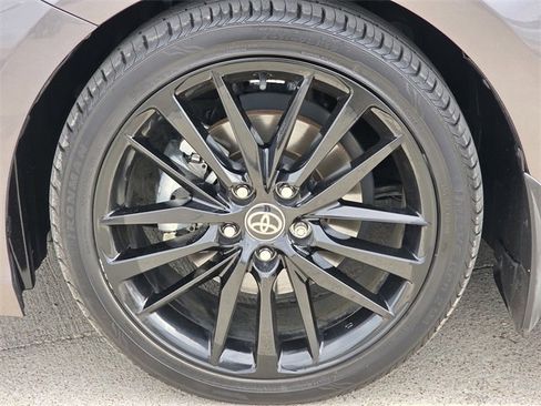 Used 2024 Toyota Camry XSE image 9