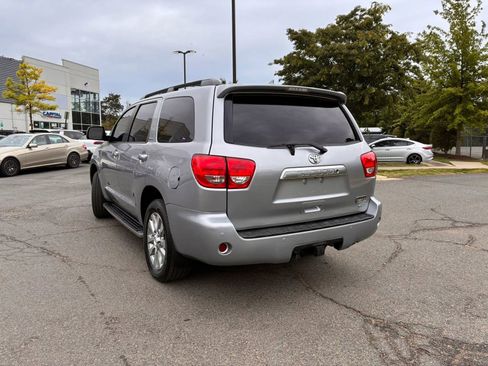 Used 2010 Toyota Sequoia Limited AWD/4WD image 5