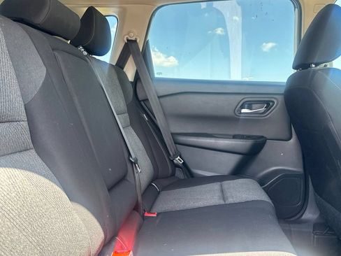 Certified 2024 Nissan Rogue SV AWD/4WD image 30