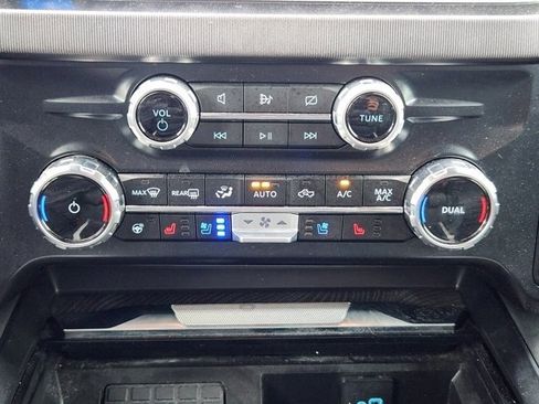 Used 2024 Ford F250 Platinum w/ FX4 Off-Road Package image 17