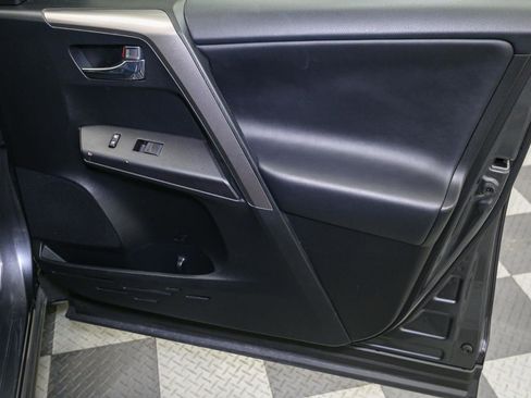 Used 2017 Toyota RAV4 XLE image 19