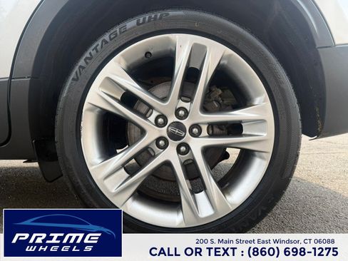 Used 2017 Lincoln MKC Reserve AWD/4WD image 24